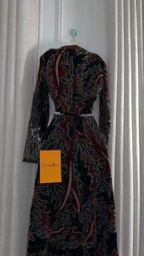 طقم سهرة منفصل بلوزه وتنورة