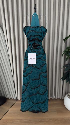 فستان سهرة تركوازي معا شال