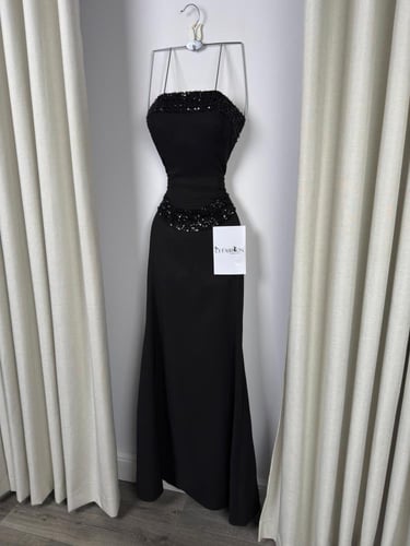 فستان سهره ناعم أسود