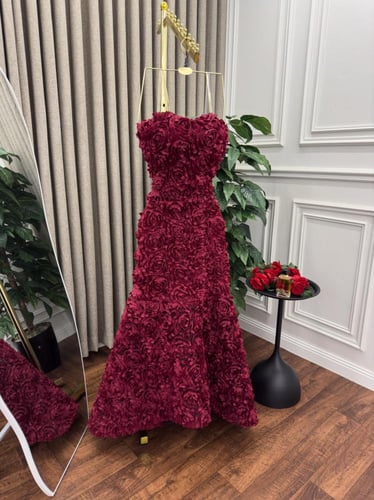 فستان سهرة خامه ورد كامل