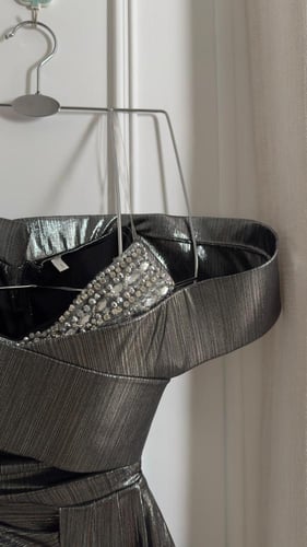 فستان سهرة لمعه