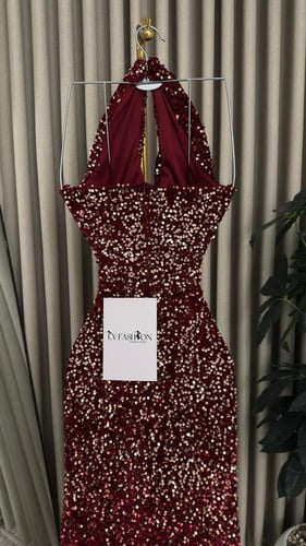 فستان سهرة ترتر بعده اللوان