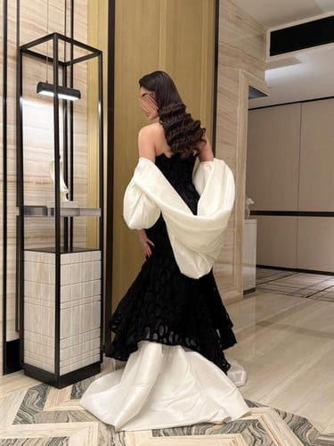 فستان سهرة أسود جوخ على شانطون