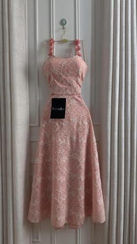 طقم سهرة منفصل بلوزه وتنورة لحمي