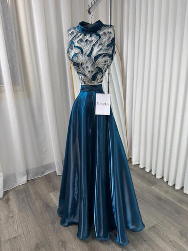 طقم سهرة منفصل بلوزه وتنورة