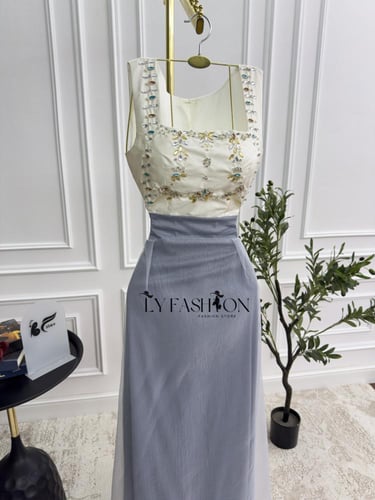 فستان سهره استرتش ميدي مع تطريز لولو