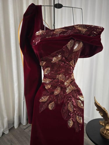 فستان سهرة عودي تطريز يدوي راقي