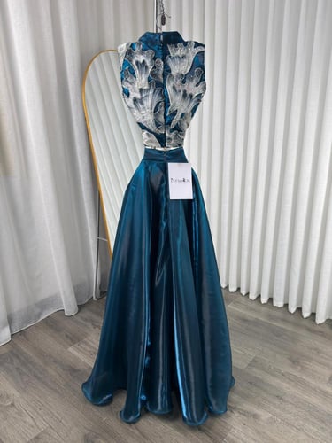 طقم سهرة منفصل بلوزه وتنورة