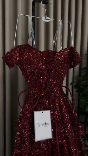 فستان سهرة طبقات أوف شولدر