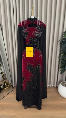 فستان سهرة مخمل مطرز بالكامل