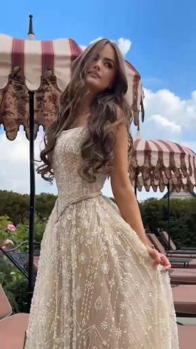 فستان تل كامل مطرز خرز راقٍي