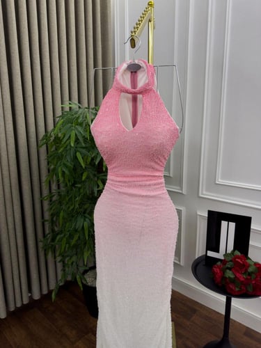 فستان سهرة شك كامل