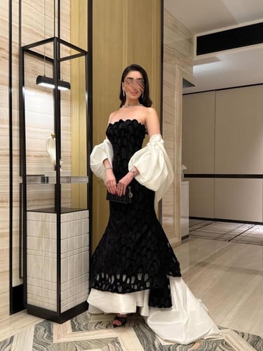 فستان سهرة أسود جوخ على شانطون