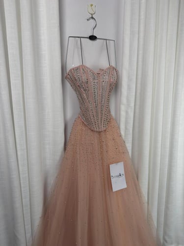 طقم سهرة منفصل بقصة كورسيه