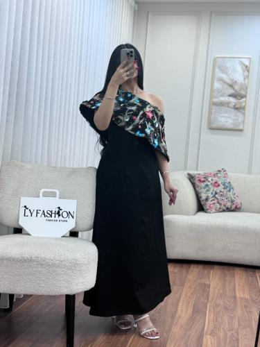 فستان اسود ناعم كلفة ترتر