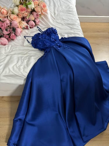 فستان سهرة مورد فخم