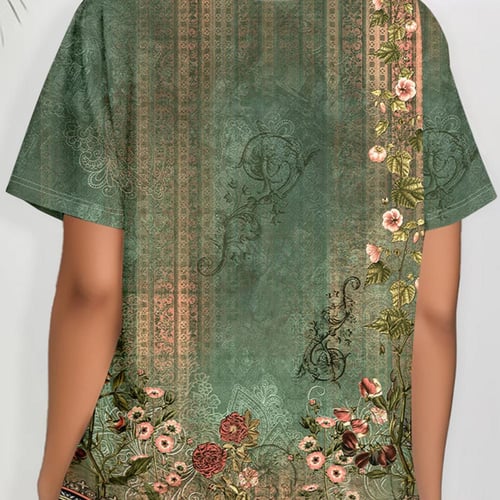 تي شيرت بأكمام قصيرة وياقة شكل V