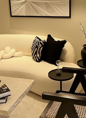 اريكه بوكليه اوف وايت