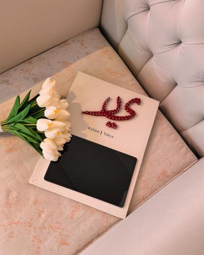 لوح مسامير جلد مميز