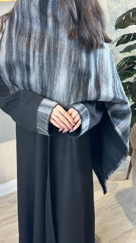 The Abaya of Al-Muna
