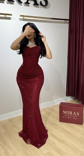 فستان احمر فصوص سهره