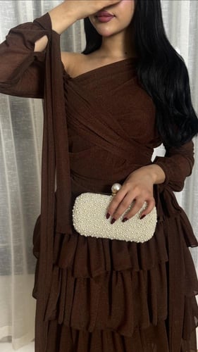 فستان بني ناعم