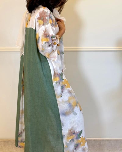 كارديجان كاجوال كلاسيكي مع طرحة