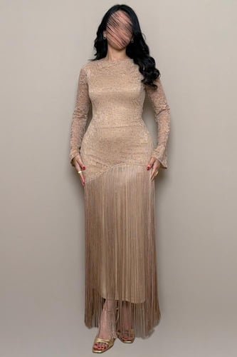 فستان سهرة بيج دانتيل بهدب أنيق