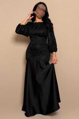 فستان اسود أنيق بنقشة بارزة