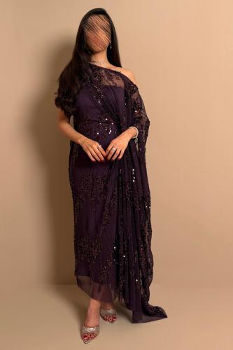 جلابية بنفسجية أنيقة بتفاصيل راقية وقصة انسيابية