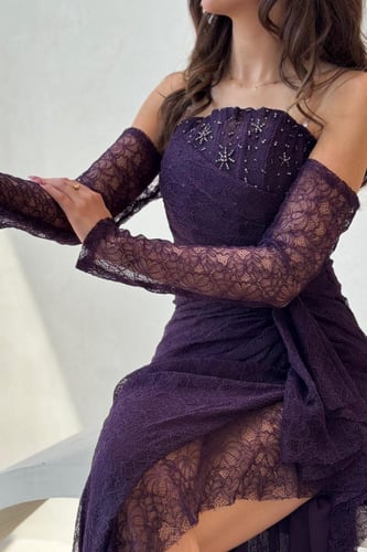 فستان سهرة بنفسجي دانتيل كت بأكمام طويلة شفافة