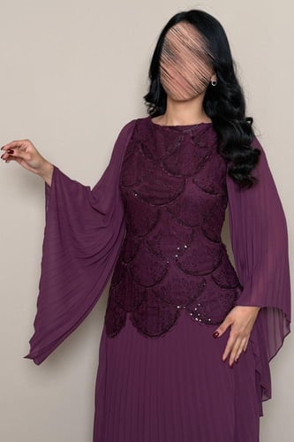 فستان بنفسجي رسمي بقصة أنثوية أنيقة من مليحة