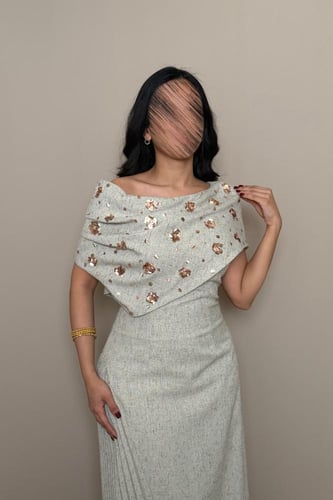 فستان كتان ناعم بتطريز برونزي