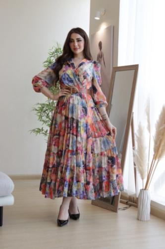 فستان لف مورد بكشكشة وألوان زاهية مع حزام أنيق