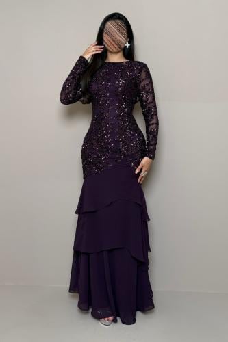 Purple Evening Dress Embroidered with Sequins and Layers of Tulle.