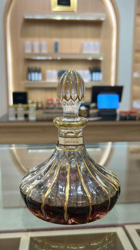 دهن عود تراد حطب