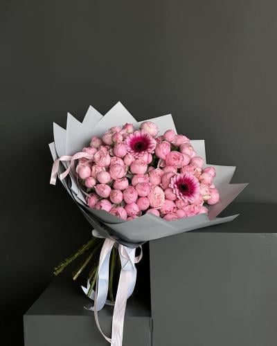 باقة ورد بيوني الجميله