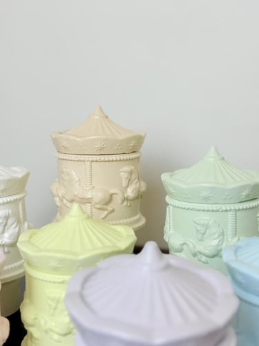 علبة كاروسيل تحفة الملاهي جبس