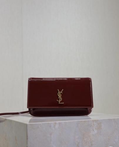 سالوران لامع