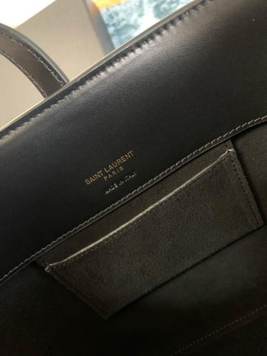 سالوران اسود