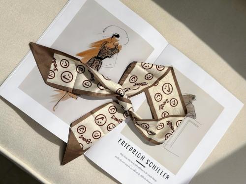 وشاح ابتسامة الواحة