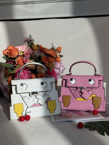 كيلي دول 22 سم