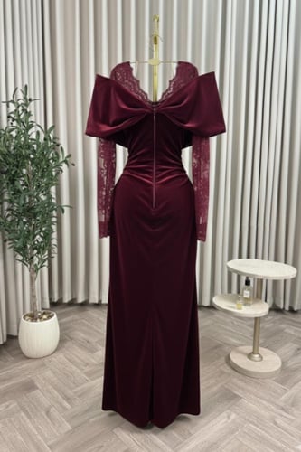 فستان سهرة مخمل على دانتيل لونين