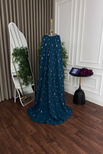 جلابية سهرة باربي تطريز يدوي