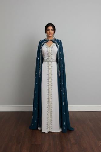 جلابية سهرة باربي تطريز يدوي