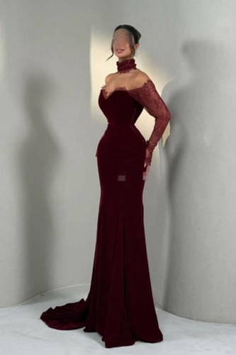 فستان سهرة مخمل كوري دانتيل