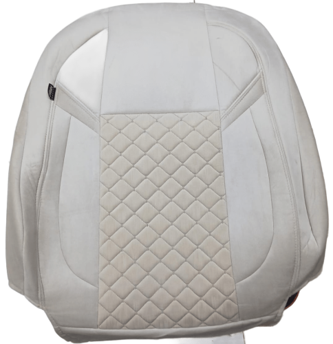 تلبيسه سيدان بيج فاتح مربعات مخمل