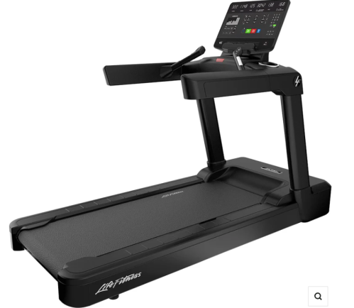 Life Fitness Club Series+ Treadmill [Club Series+]...