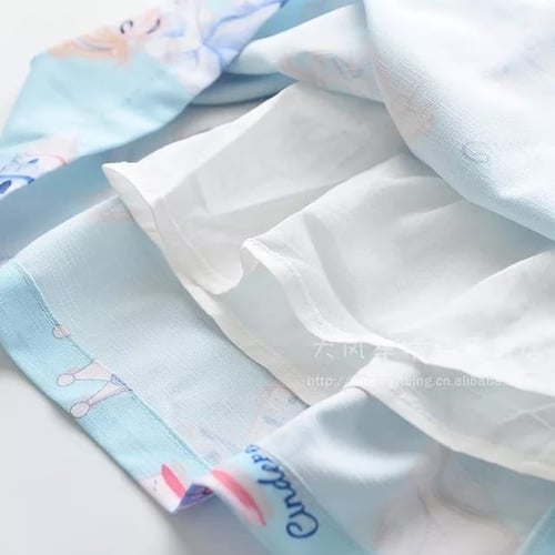 فستان باللون الأزرق برسوم طفوليه