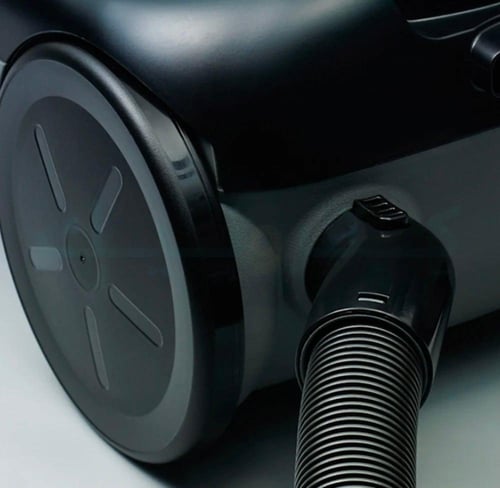 مكنسة كهربائية هيتاشي برميل 18 لتر 2000 واط